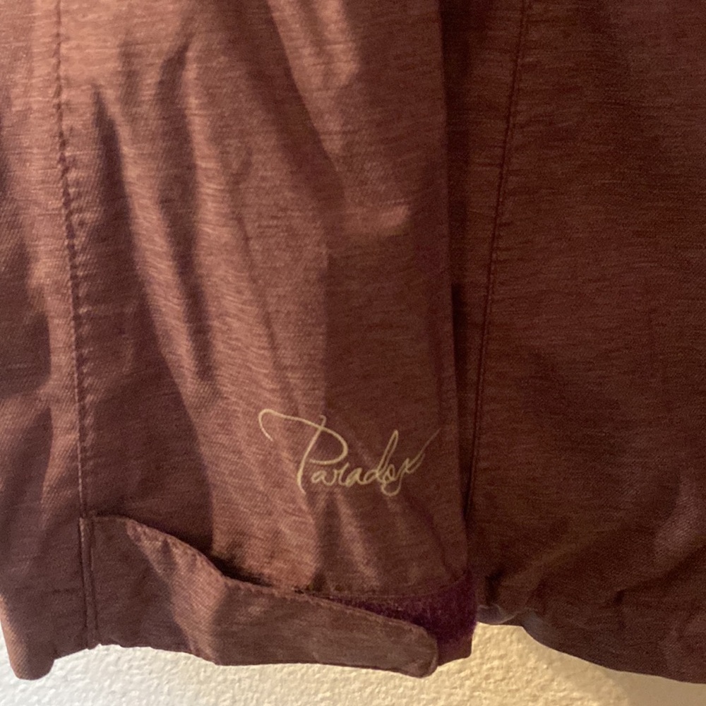 Like new Paradox rain jacket size small - Picture 7 of 7